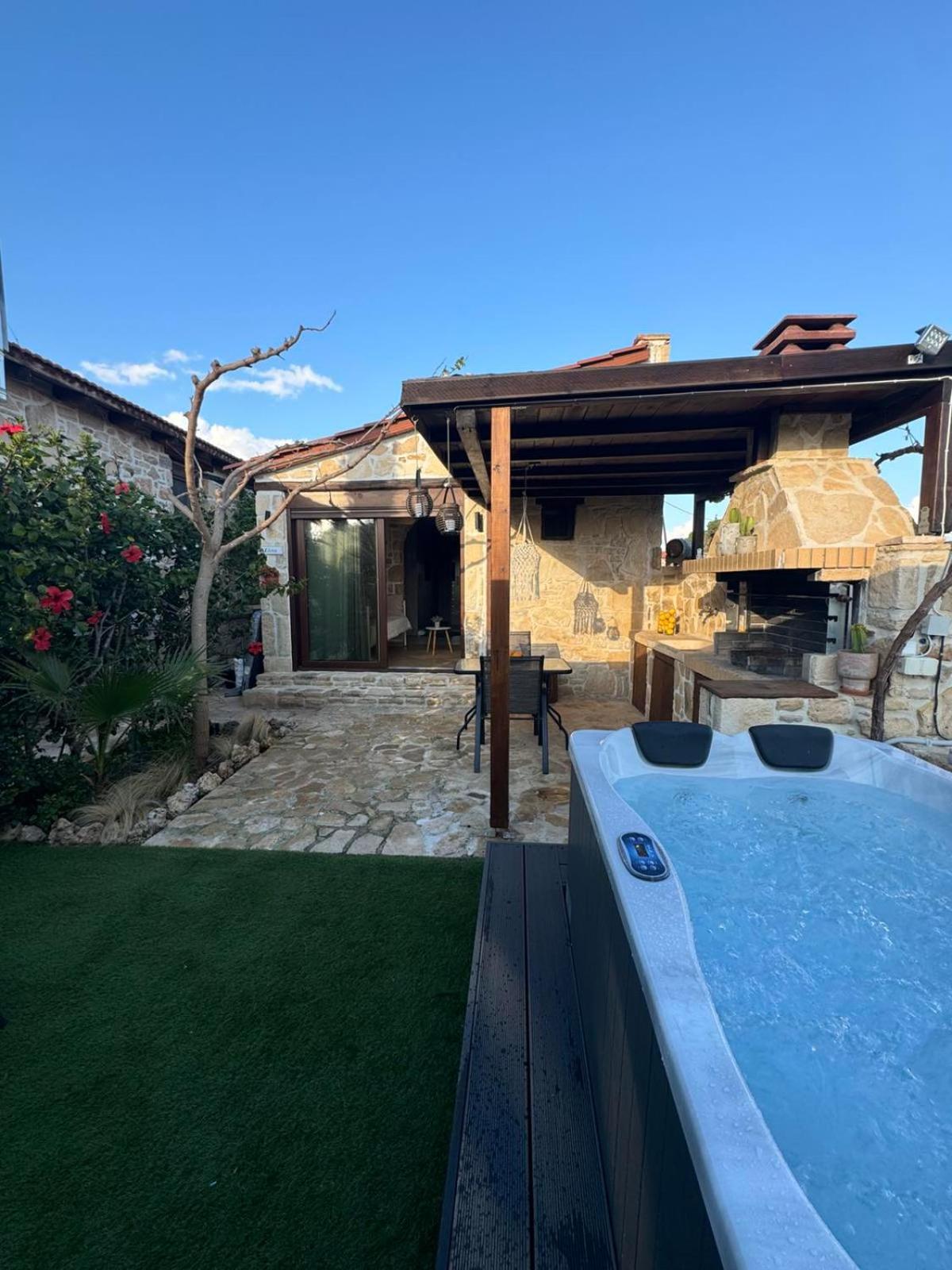 Studio Eleni - Oasis Holiday Houses Κόκκινος Πύργος Εξωτερικό φωτογραφία