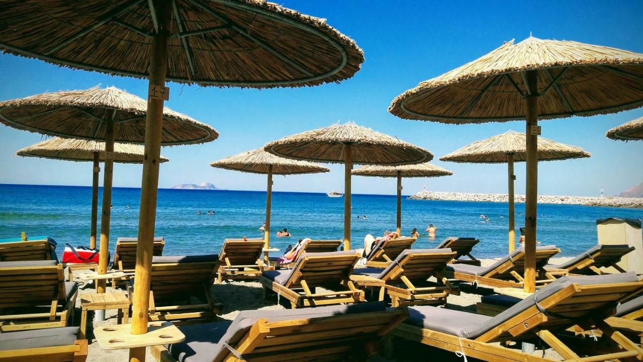 Studio Eleni - Oasis Holiday Houses Κόκκινος Πύργος Εξωτερικό φωτογραφία